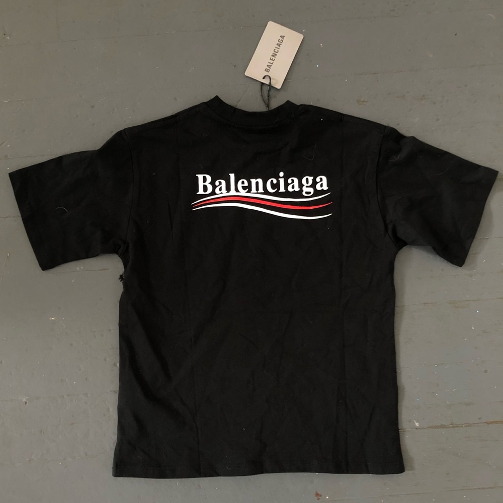 🖤Balenciaga baby tee🖤